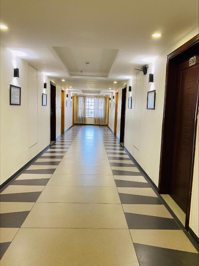 Apricot Hotel , Ahmedabad Exteriör bild