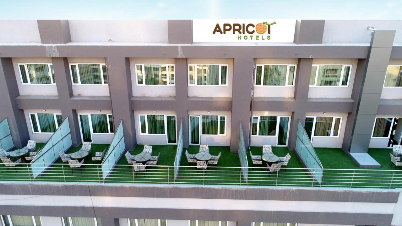 Apricot Hotel , Ahmedabad Exteriör bild